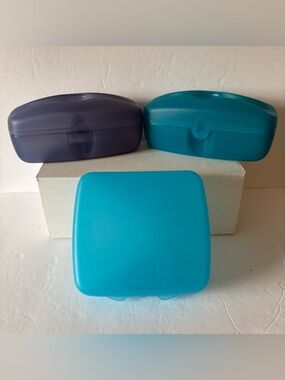 Tupperware Clamshell Square Sandwhich Keeper/2 Rectangular Hoagie Hot Dog keeper